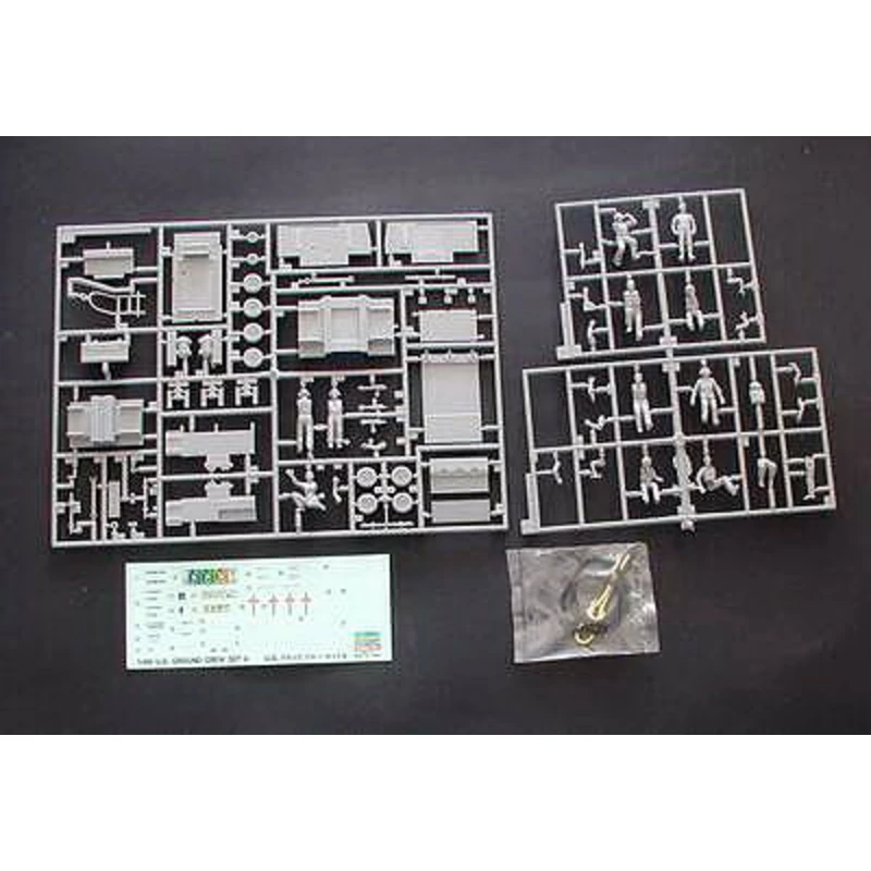 Hasegawa US Ground Crew Set A (11 figurek + technika) 1/48
